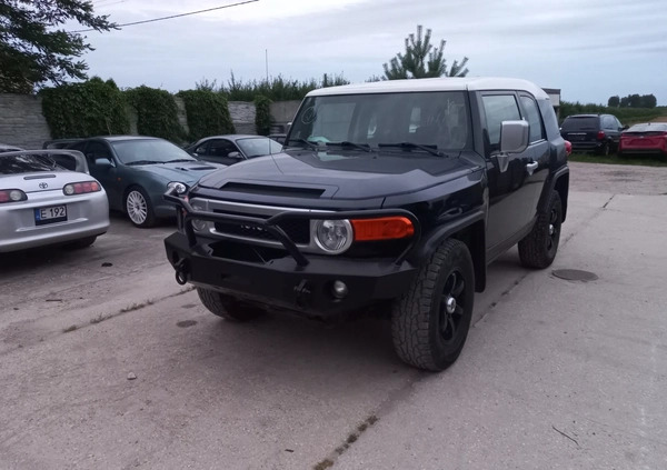 Toyota FJ cena 37500 przebieg: 235000, rok produkcji 2007 z Namysłów małe 137